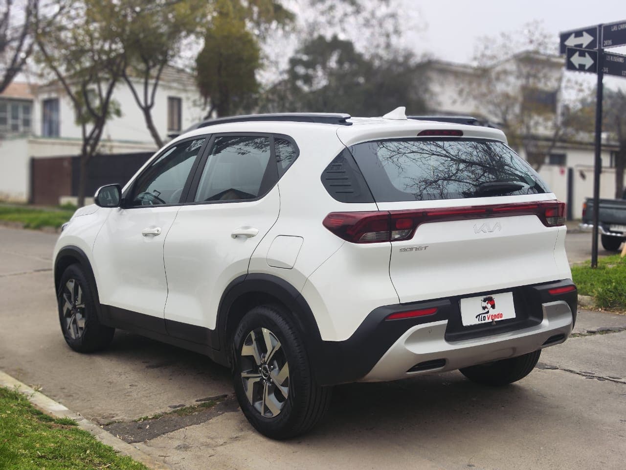 Kia Sonet 2024 - TLoVendo