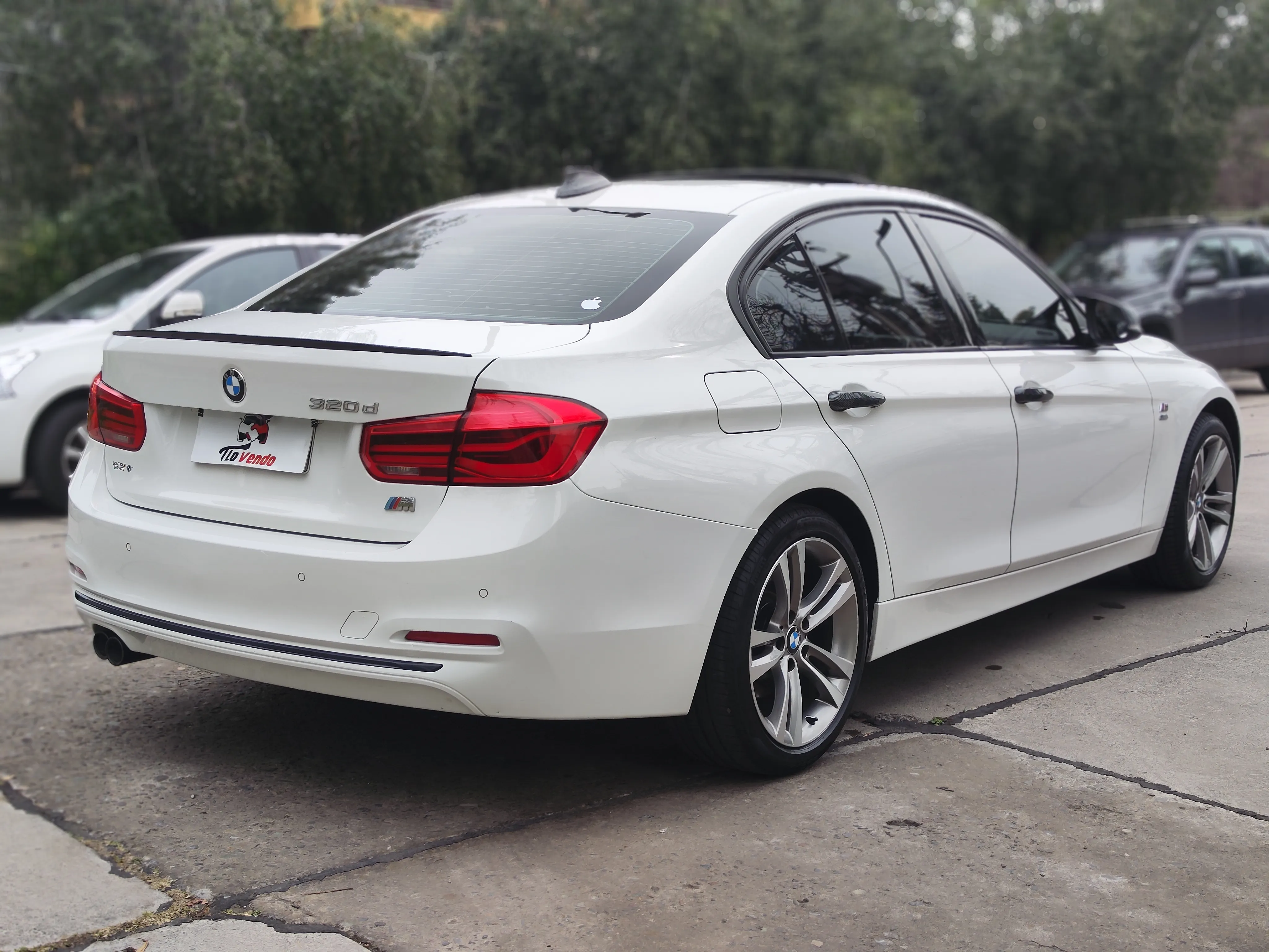 BMW 320D — foto 4 de 17