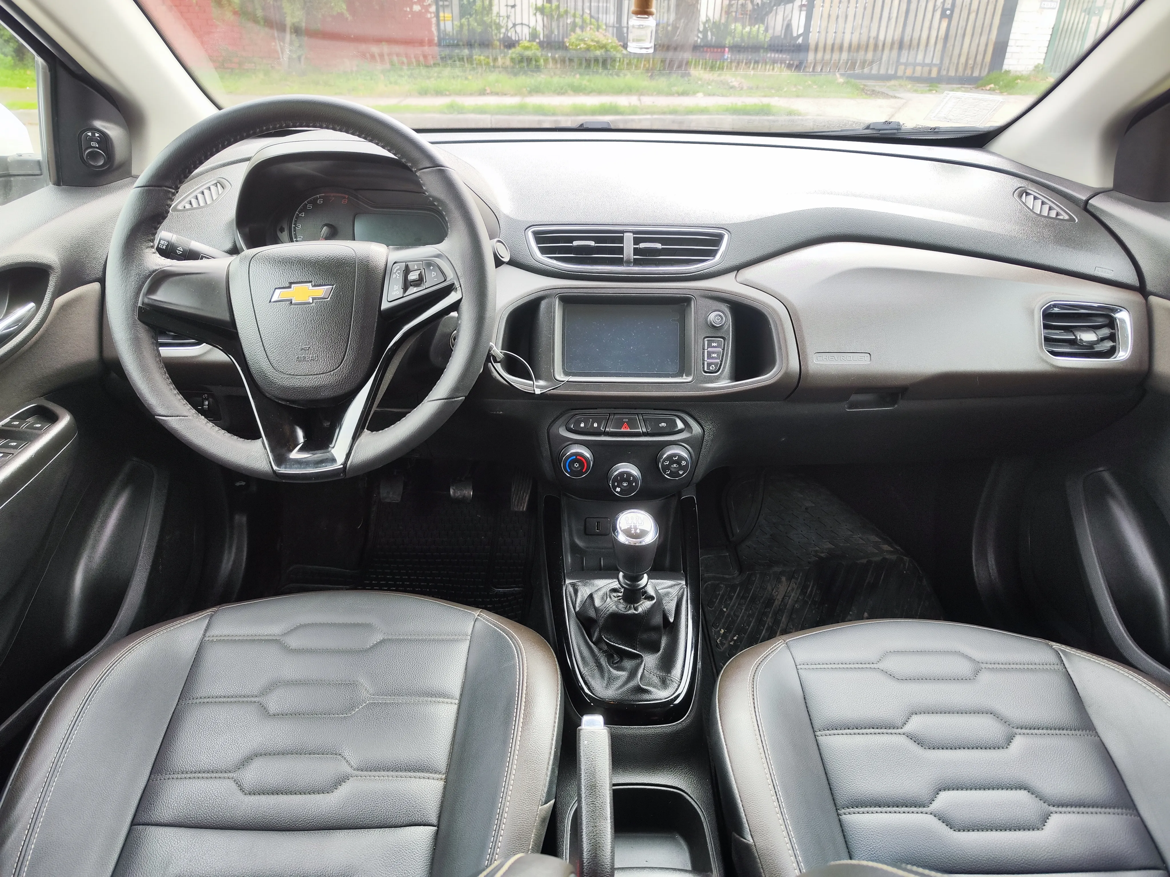 Chevrolet Prisma — foto 10 de 13
