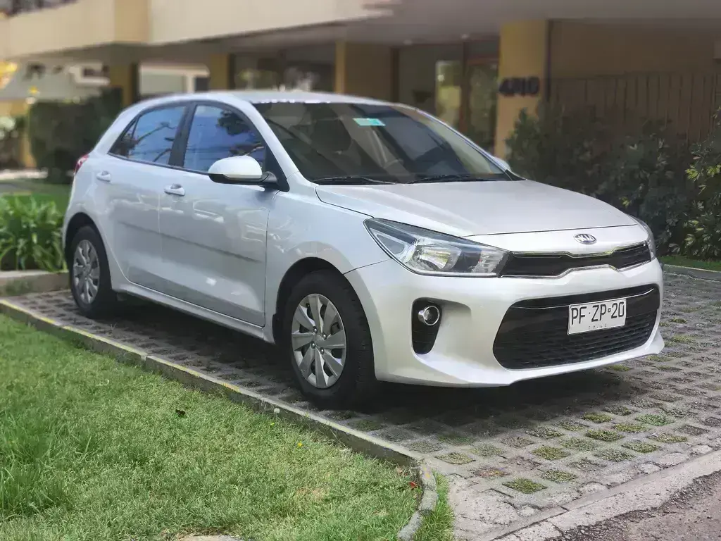 Kia Rio 5 2020 - lateral