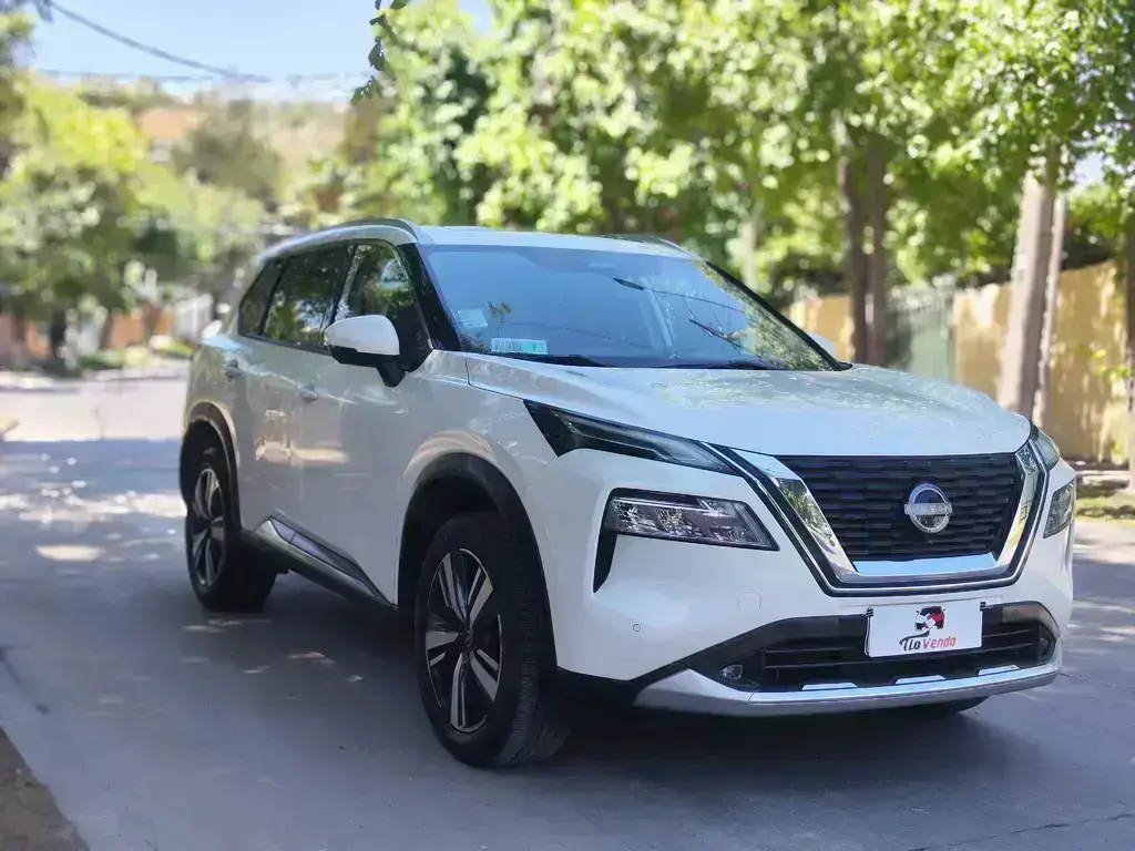 Nissan X-Trail 2024 - lateral
